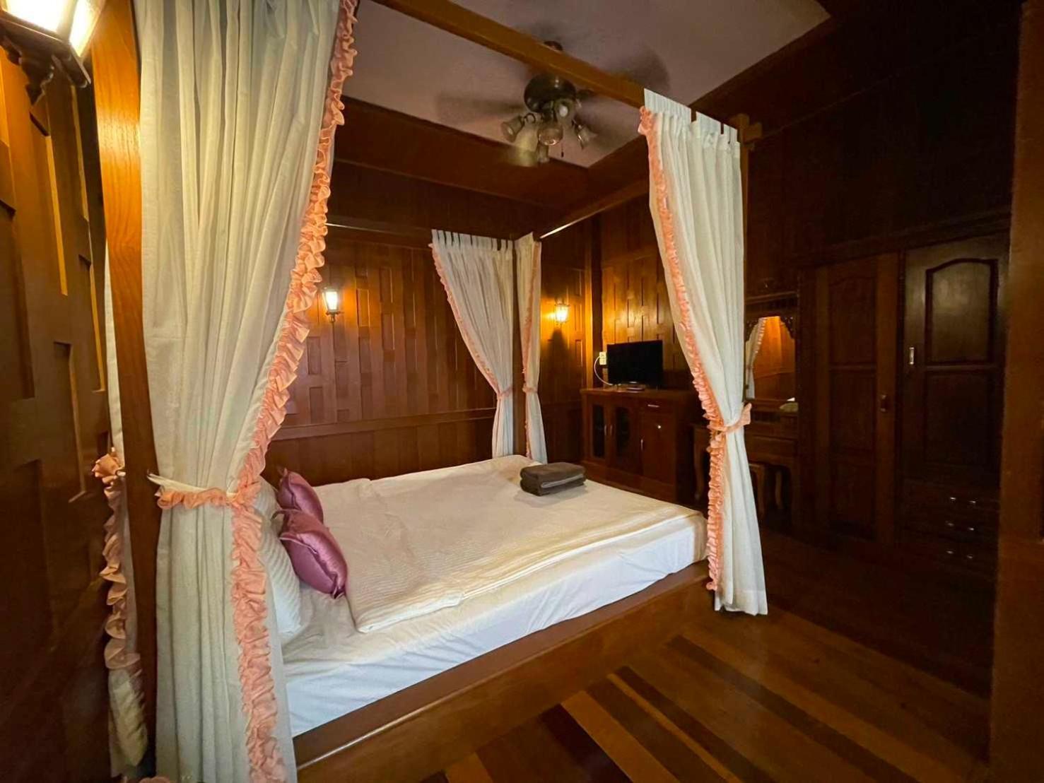 Oyo 75486 Anna Residence Jomtien Buitenkant foto