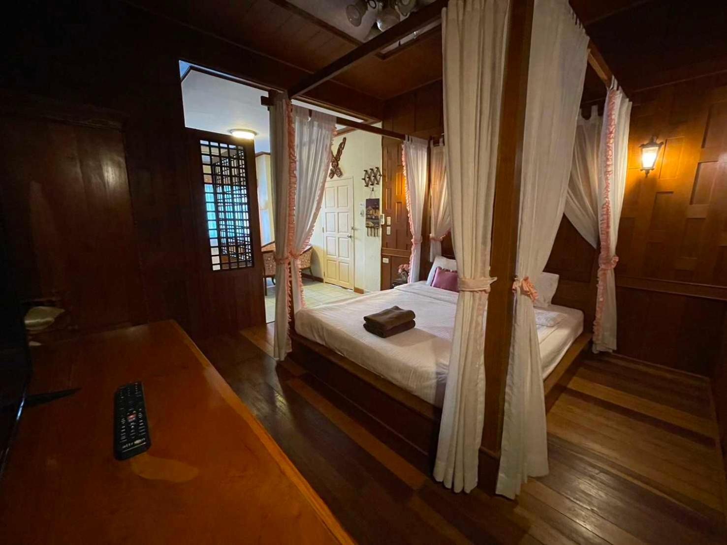 Oyo 75486 Anna Residence Jomtien Buitenkant foto