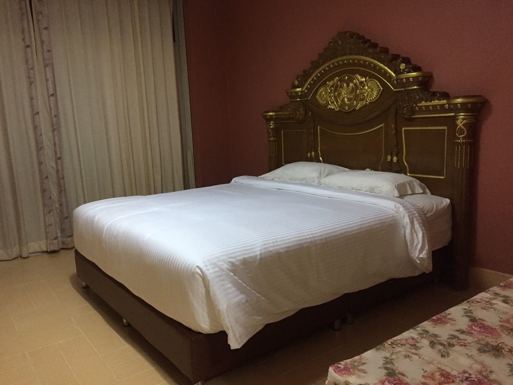 Oyo 75486 Anna Residence Jomtien Buitenkant foto